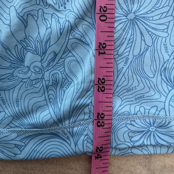 [L] Columbia Titanium Gray Blue Short Cap Sleeve Floral T-Shirt NWOT - Picture 6 of 8